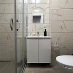 Stunning 3br 3bathroom 3ac Near Metro D6 *