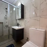 Stunning 3br 3bathroom 3ac Near Metro D6 아파트 *
