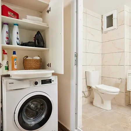Stunning 3br 3bathroom 3ac Near Metro D6 Lejlighed