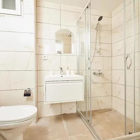 Stunning 3br 3bathroom 3ac Near Metro D6 Isztambul