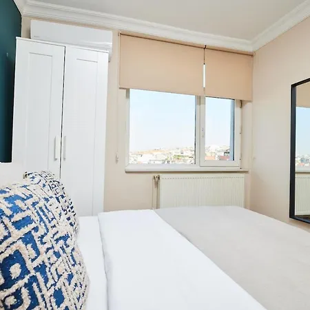 Stunning 3br 3bathroom 3ac Near Metro D6 * イスタンブール