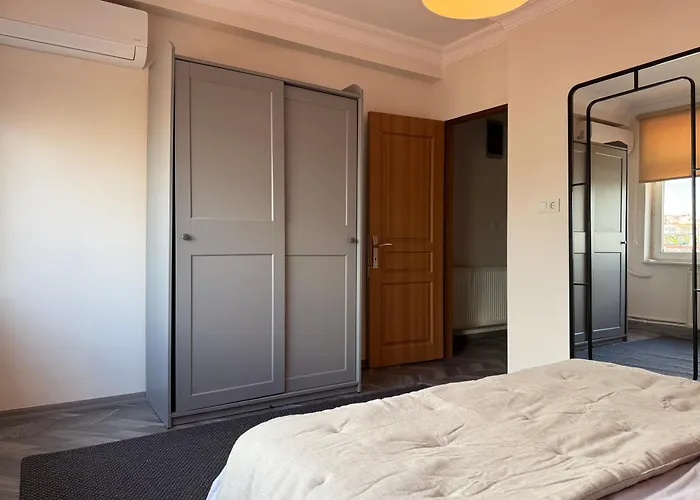 Stunning 3br 3bathroom 3ac Near Metro D6 公寓 伊斯坦布尔