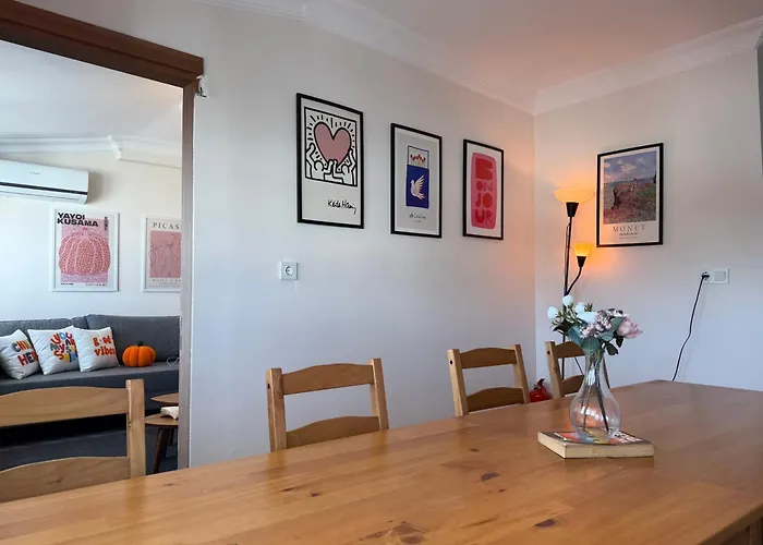 Stunning 3br 3bathroom 3ac Near Metro D6 * 伊斯坦布尔